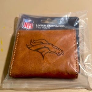NWT nfl wallet for denver broncos